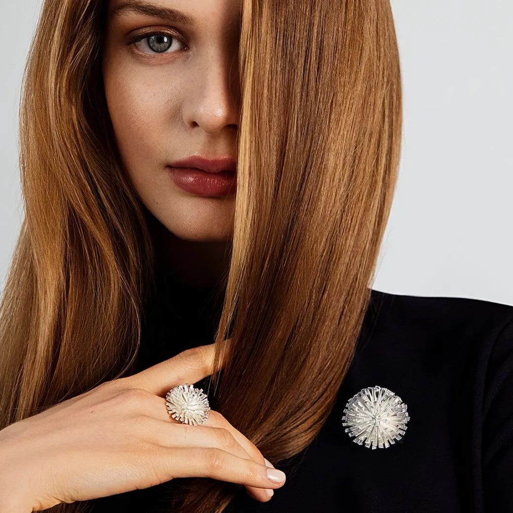Broszka Bloom posrebrzana^Lilou Hot
