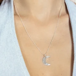 Naszyjnik Lune srebrny na cienkim klasycznym łańcuszku^Lilou Outlet