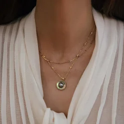 Naszyjnik z kulkami z pozłacaną zawieszką Cosmos^Lilou Fashion