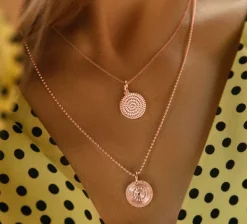 Naszyjnik z zawieszką Boho I różowe pozłocenie^Lilou Outlet