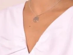 Naszyjnik ze srebrnym ażurowym drzewem na łańcuszku Kulki^Lilou Fashion