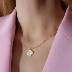 Naszyjnik ze złota próby 585 z koniczyną 1,5 cm z masy perłowej^Lilou Fashion