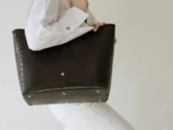 Shopper, czarny krokodyl^Lilou Hot